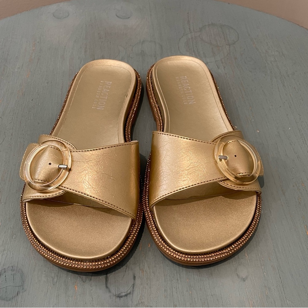 Kenneth Cole Reaction Gold Syrena Slide Sandals